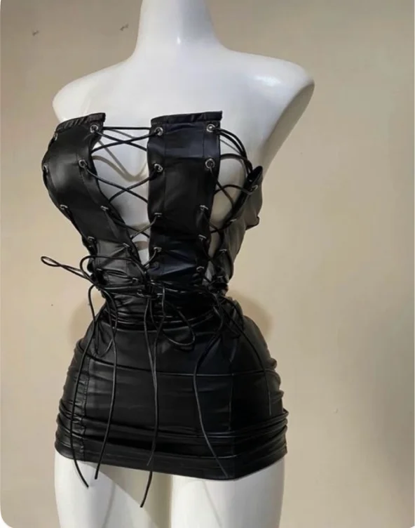 Black dress 