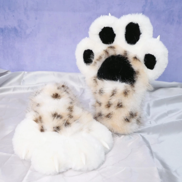 paws at u