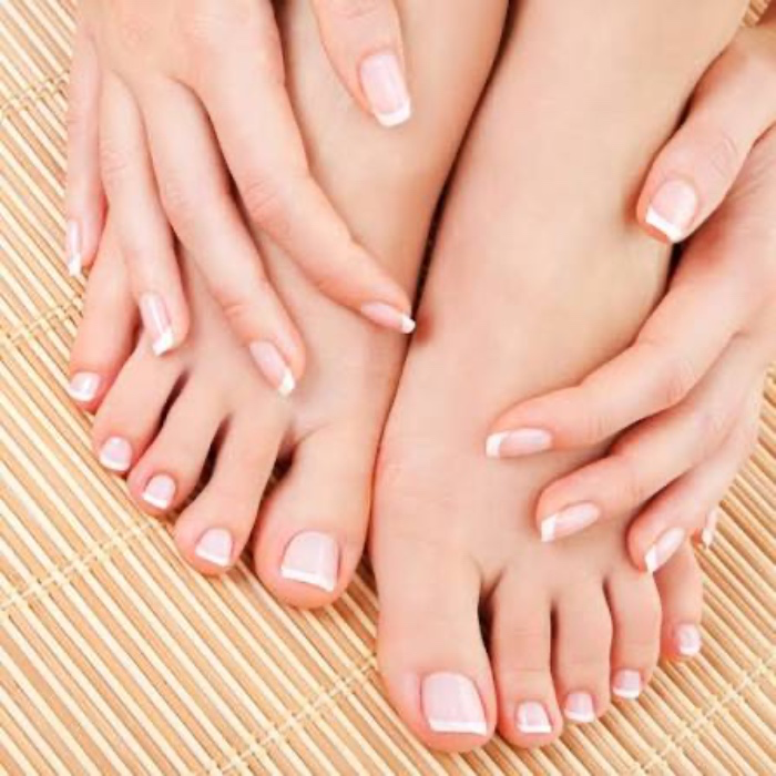 Nails & Pedicure 