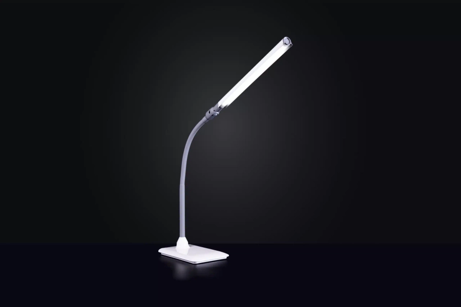 Daylight UnoPro Table Lamp - AdaptiVision