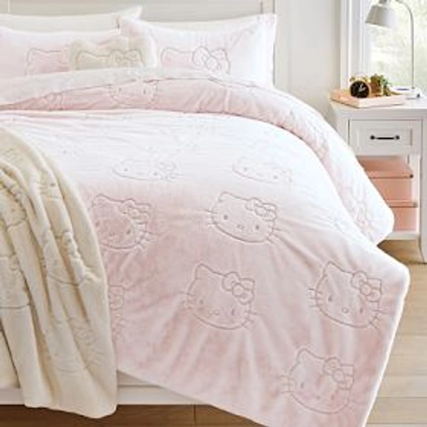 Hello Kitty® Magical Faux Fur Quilt