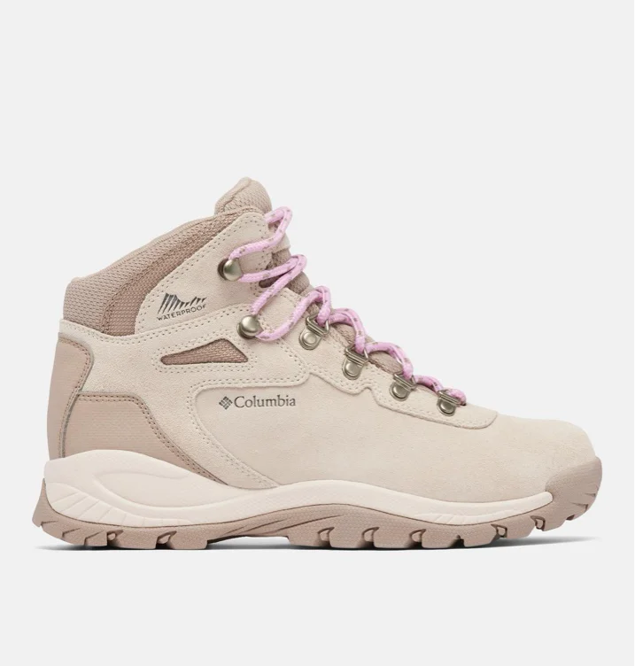Hiking boots 