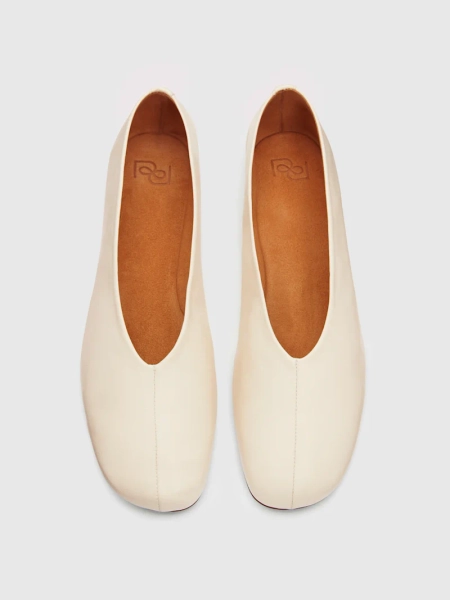 Blaine Flat