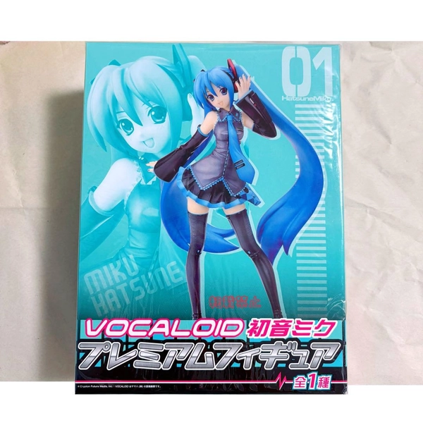 Hatsune Miku Vocaloid Premium Figure Unopened Vintage Collectible