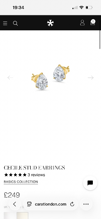 Diamond 💎 studs 💖