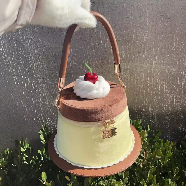 Pudding Handbag