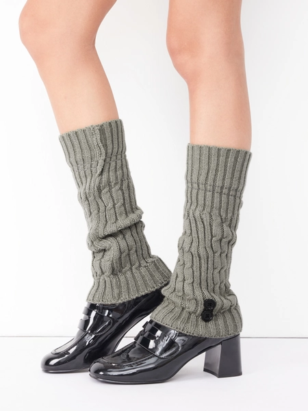 CLASSIC BUTTON DECOR LEG WARMERS