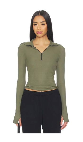 Michael Lauren Jove Long Sleeve Half Zip Top in Sage. - size L