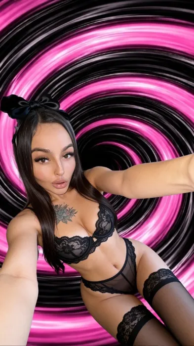 $200 “shopping” 💸