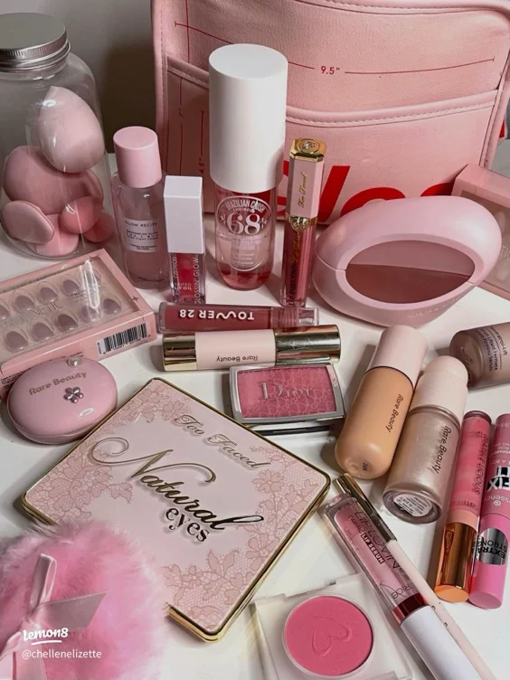 Gift me a my Makeup 💄