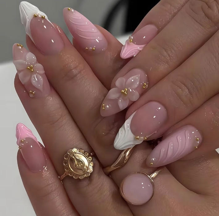 Pay my nails💅🏻 