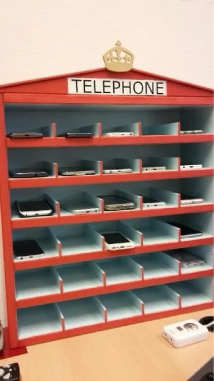 PHONE STORAGE 