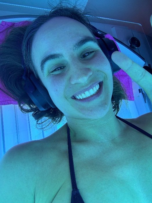 Pay for my tanning sesh! 