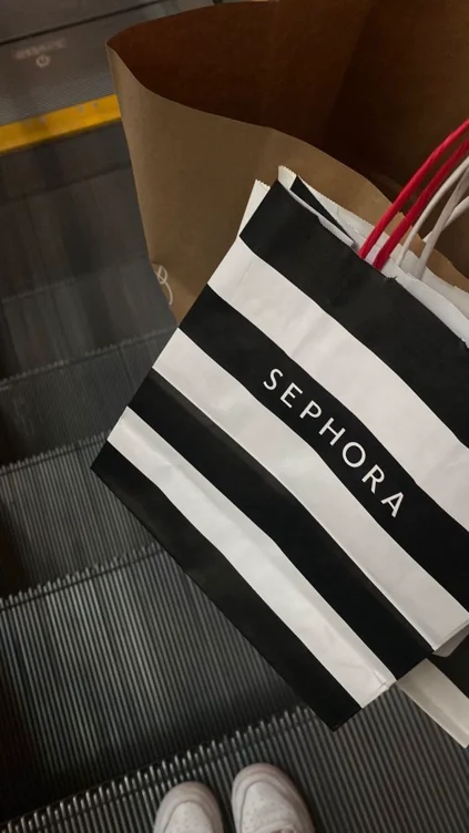 Shopping Spree 666
