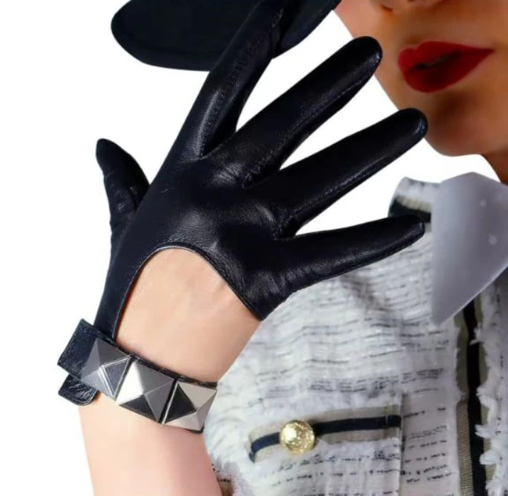 Leather Gloves