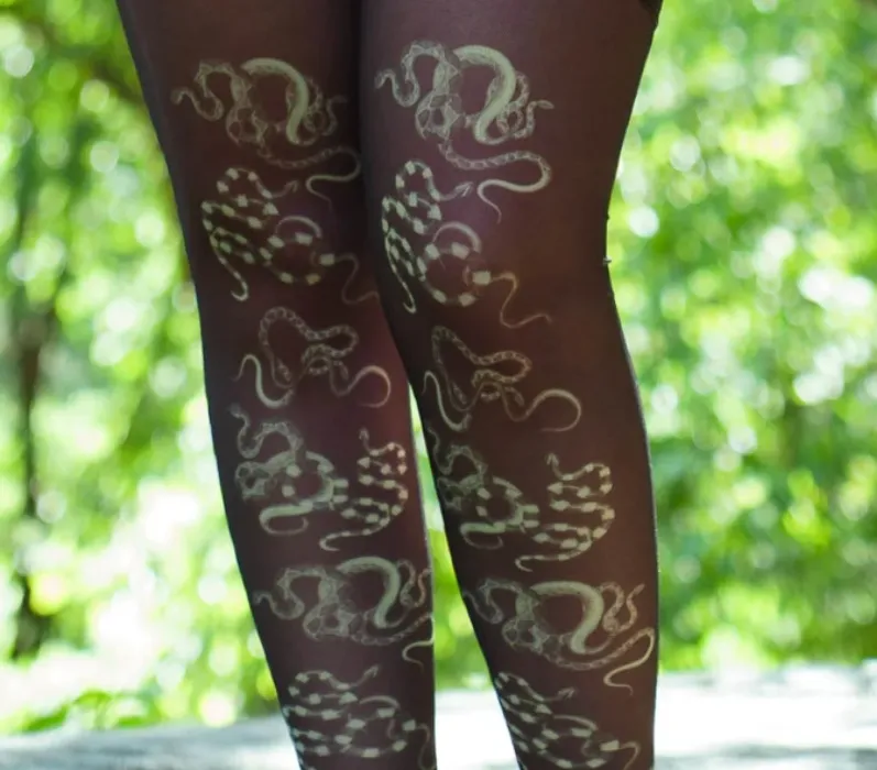 Obsidian Jade Snakes Stay Up Stockings