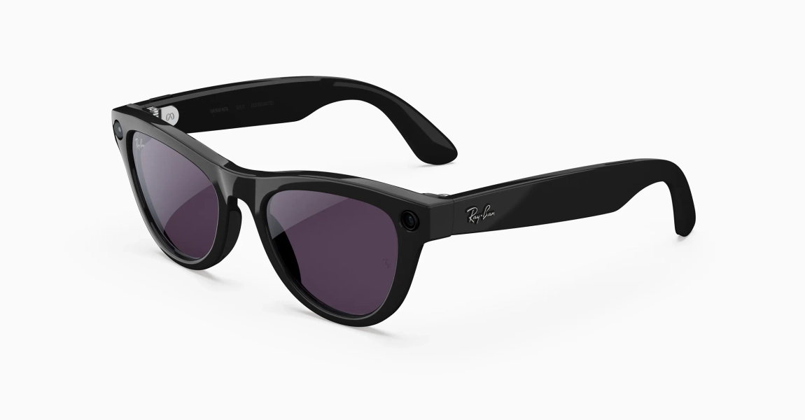 Ray-Ban Meta Skyler (Gen 2) Shiny Black AI glasses with Amethyst Transitions® lenses