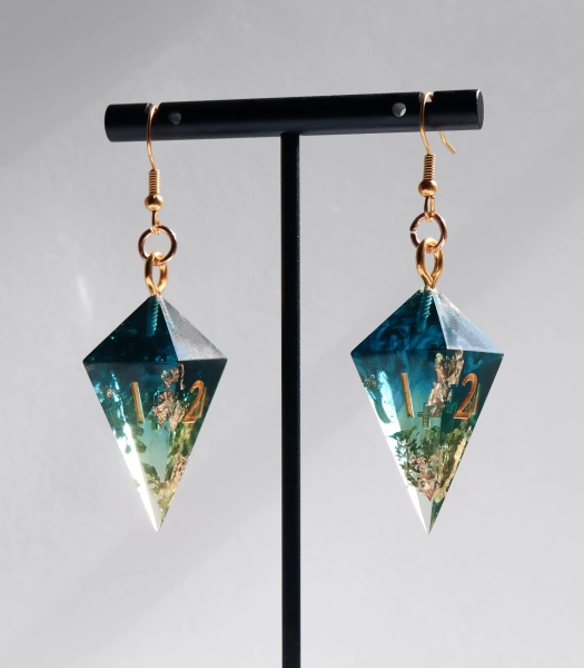 Sublime Blight D4 Dice Earrings - crystal dice, handmade dice, cute earrings, nerd earrings, Dungeons and Dragons, DnD earrings