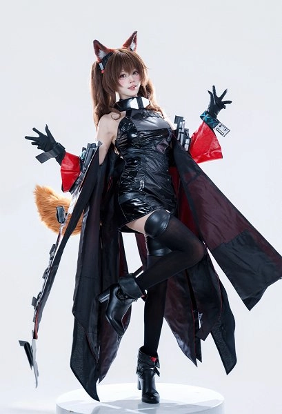 Endfield Gilberta Cosplay Costume Dress and Coat with Gloves and Choker