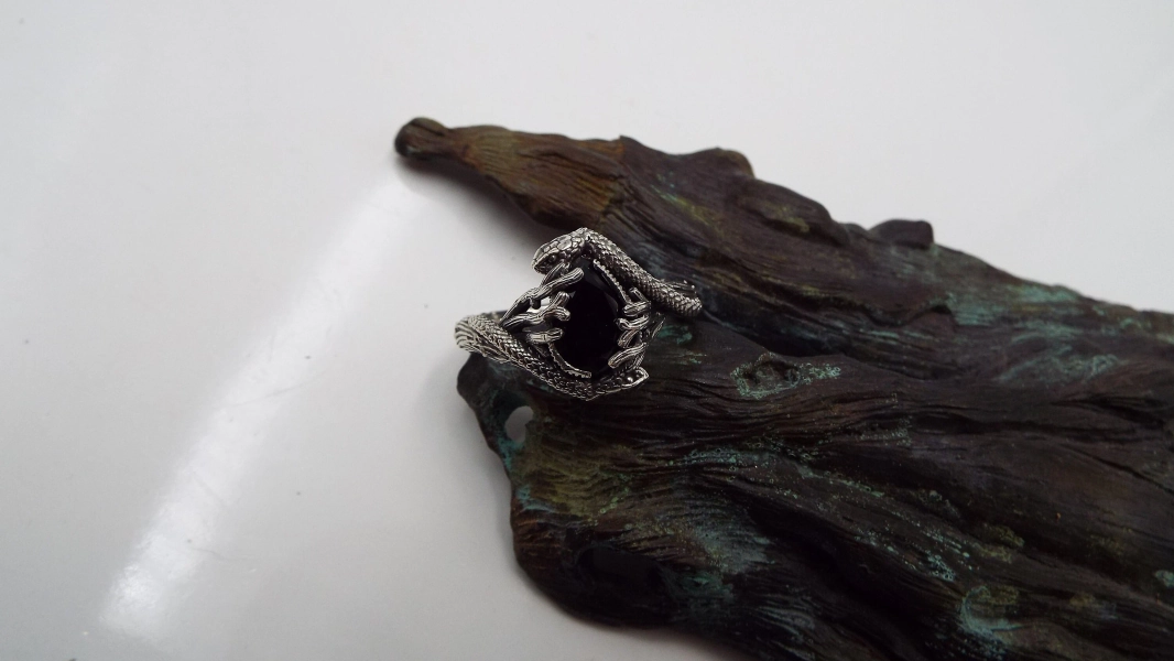 Teardrop Black Onyx Ring - Size 6/12
