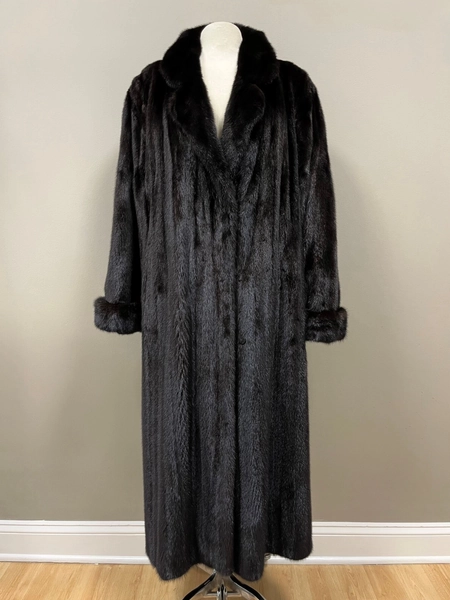 Gorgeous Pavlis Furs Mink Coat