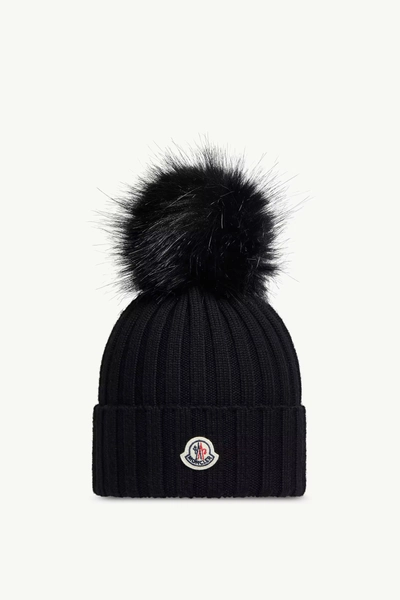 Wool Beanie with Faux Fur Pom Pom Size: UNI
