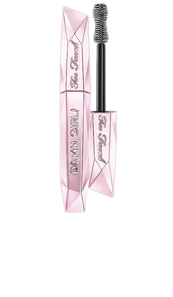 Too Faced Damn Girl! Mascara in Black.