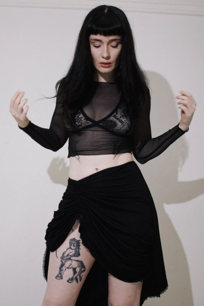 Vera Long Sleeve T Black Mesh