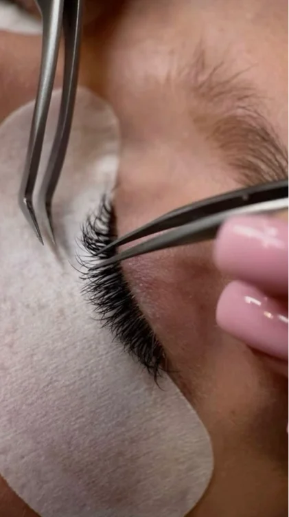 Lash extensions 