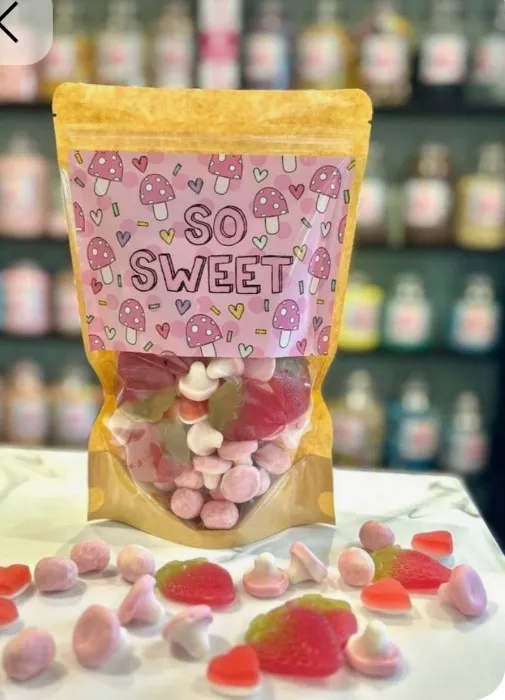 A sweet treat for the thetra 