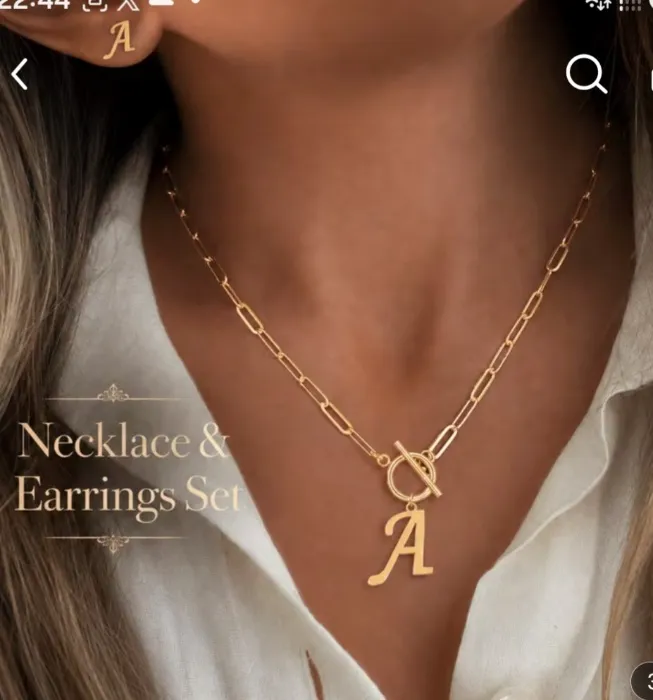 Personalised birthday jewelery gift