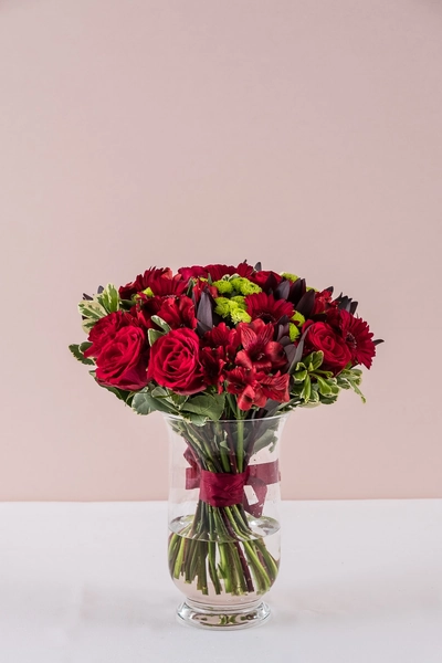 Flower Delivery 🌹 - Tantsiv liblikas - iFlower