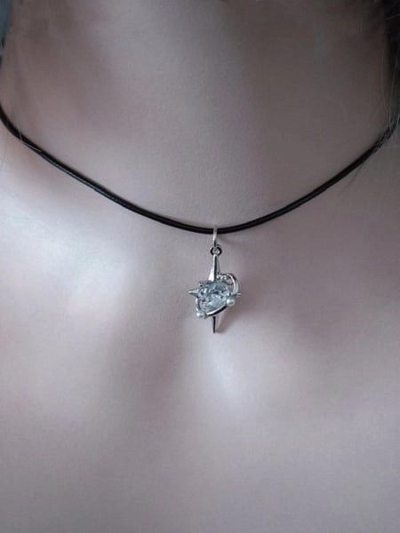 [$6.99]Star Rhinestone Pendant Black Choker