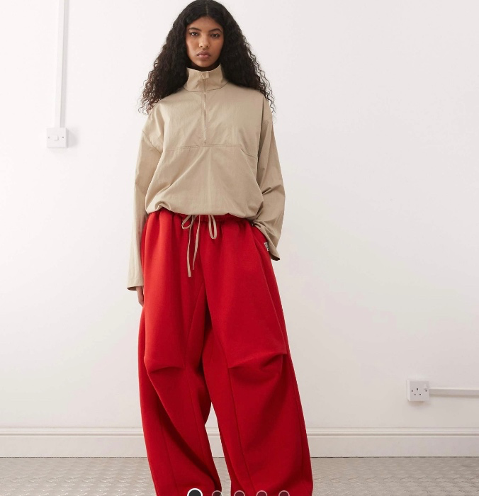 COLLUSION XL Baggy Jogger in red