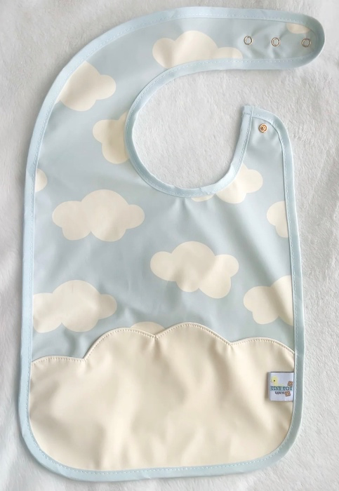 Cloudy | Bib