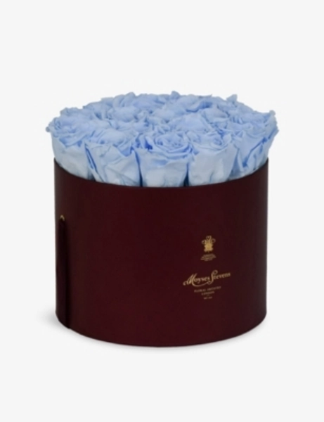 Petals of Perfection Small Preserved Rose Stem Hat Box