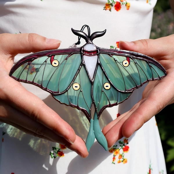 Luna moth suncatcher