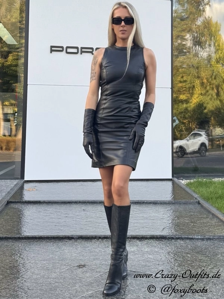 Backless mini leather dress DS-166 "Aphrodite" : Crazy-Outfits - webshop for leather clothing, shoes and more.
