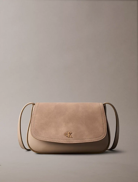 👜 Calvin Klein – Monogram Chain Sueded Bag