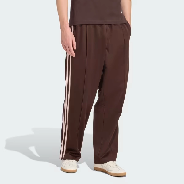 BAGGY TRACK PANTS