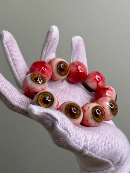 Bloodshot Eye String