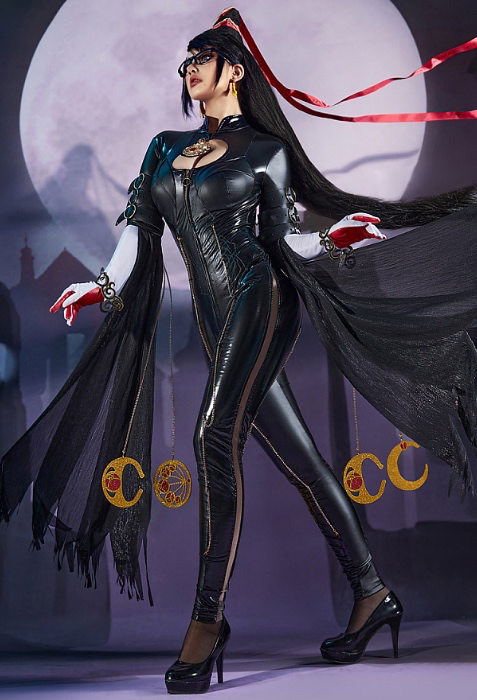 Bayonetta Cosplay Costume Backless Bodysuit and Gloves with Chains and Socks