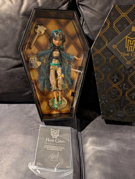 Mattel Monster High Fashion Doll Cleo de Nile Haute Couture Brand New In Box