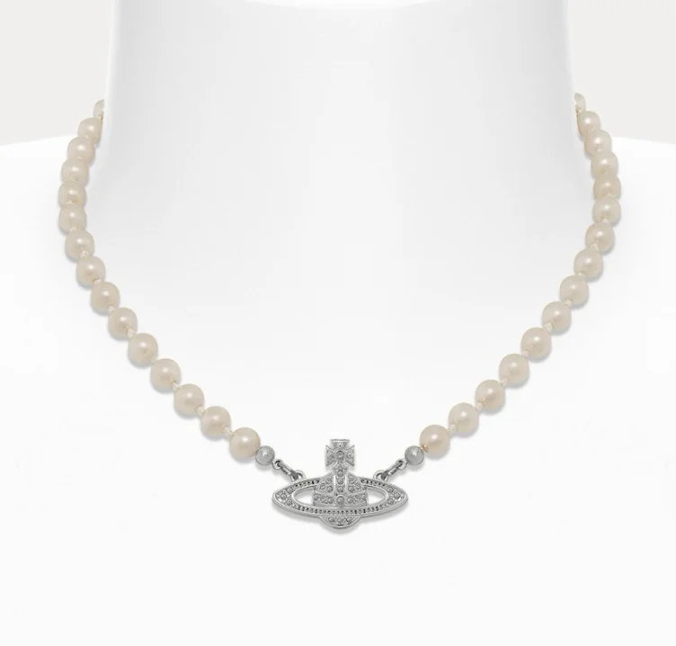 Vivienne Westwood Pearl Choker