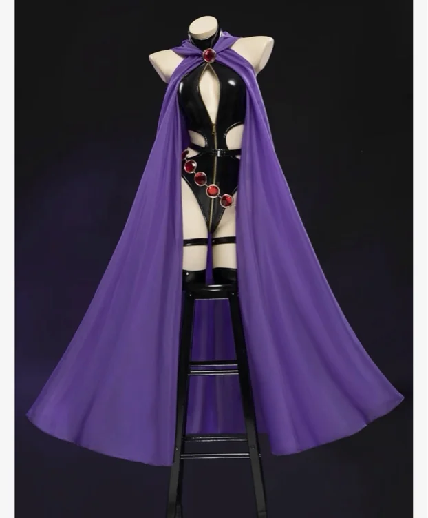 raven cosplay