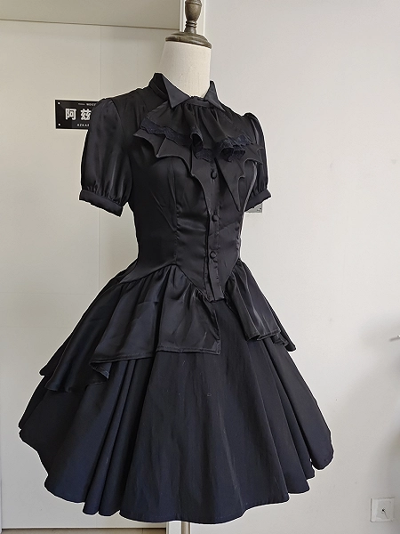 [$53.00]Black Gothic Ouji Lolita Short Puff Sleeves Split-Tail Shirt