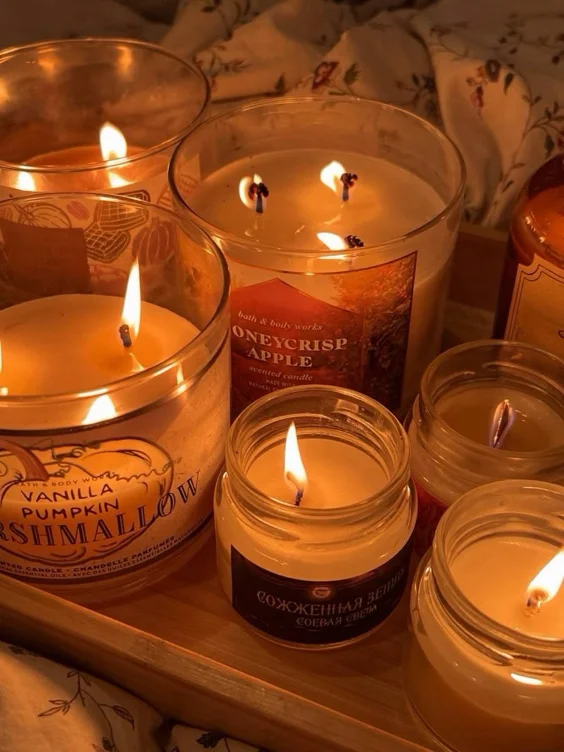 candles ⁂