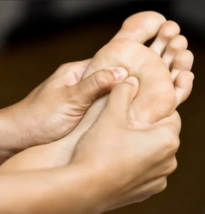 Massage my Feet