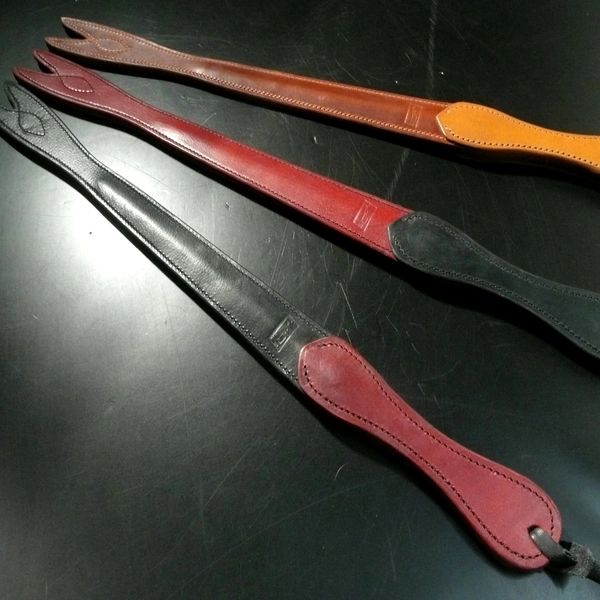 'The Beast' | black, handle burgundy | mwp588.sw-gbd