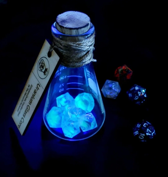 Uranium Glass Liquid Core TTRPG/ D&D Handmade Dice - Etsy